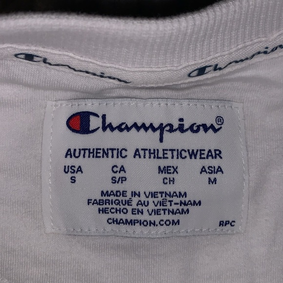 Lot of 3 lightweight jackets/sweatshirt.  Size Small. - Picture 13 of 13